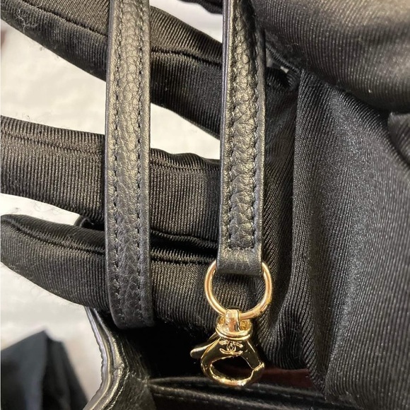 Chanel Executive Neo Grained Mini - Picture 8 of 17